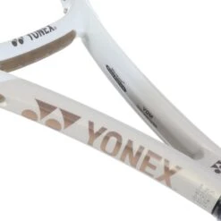 Raquette Yonex VCore 98 Sand (2024) -Tennis Compagnie raquette yonex vcore 98 sand 2024 4